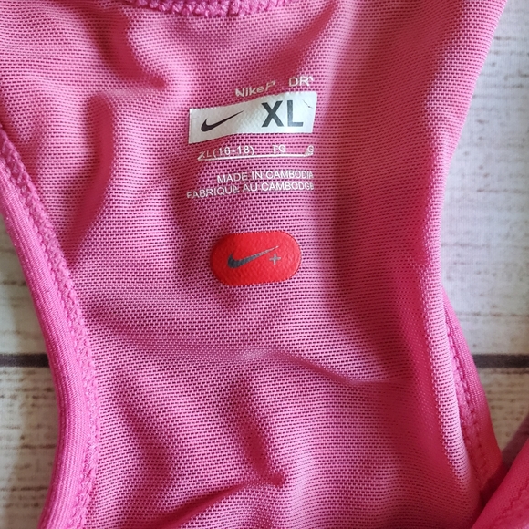 Nike Pink Workout Tank Top - Picture 4 of 5